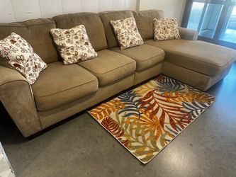 3PC BEIGE SECTIONAL COUCH W/ FREE DELIVERY