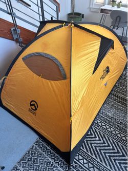 North Face Summit Series Assault 2 all season tent