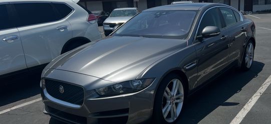 17 Jaguar XE