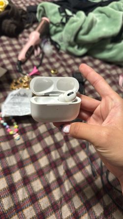 AirPods