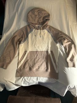 Umbro Beige Hoodie Size Medium  