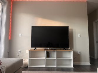 White Tv Console