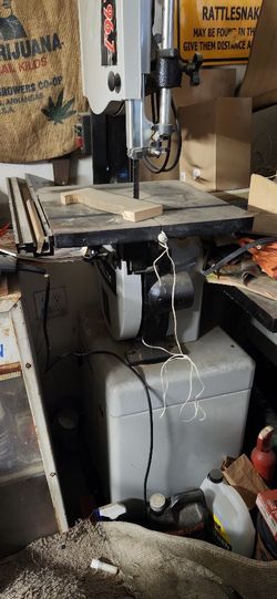 Delta Bandsaw