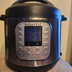 Instant Pot Duo 7-In-1. It has 6 quiet. New was never used, but missing the original box. Electric Pressure Cooker. Model: Nova Plus 60.  All on the p