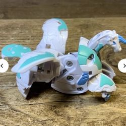 $15.42

BAKUGAN Battle Planet White Haos Pegatrix B400 / Spin Master/ Battle Brawlers/ Black Darkus Trox Anime Toy