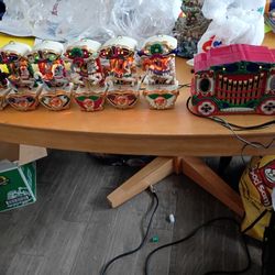 1990's Mr Christmas Holiday Carousel