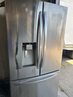 LG French Door Stainless Steel Refrigerator 
