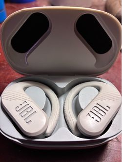 JBL sport earbuds