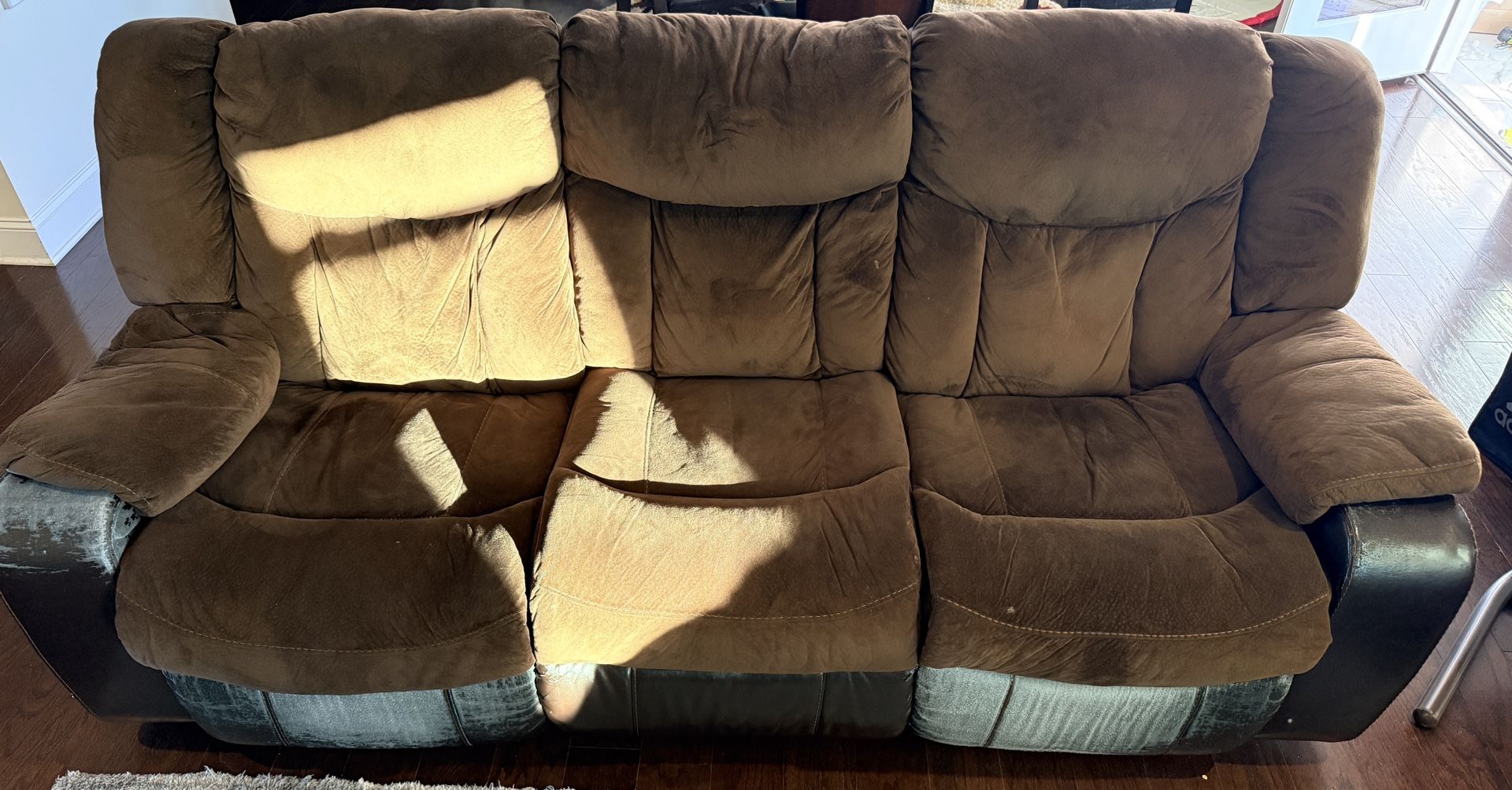 Recliner Sofa