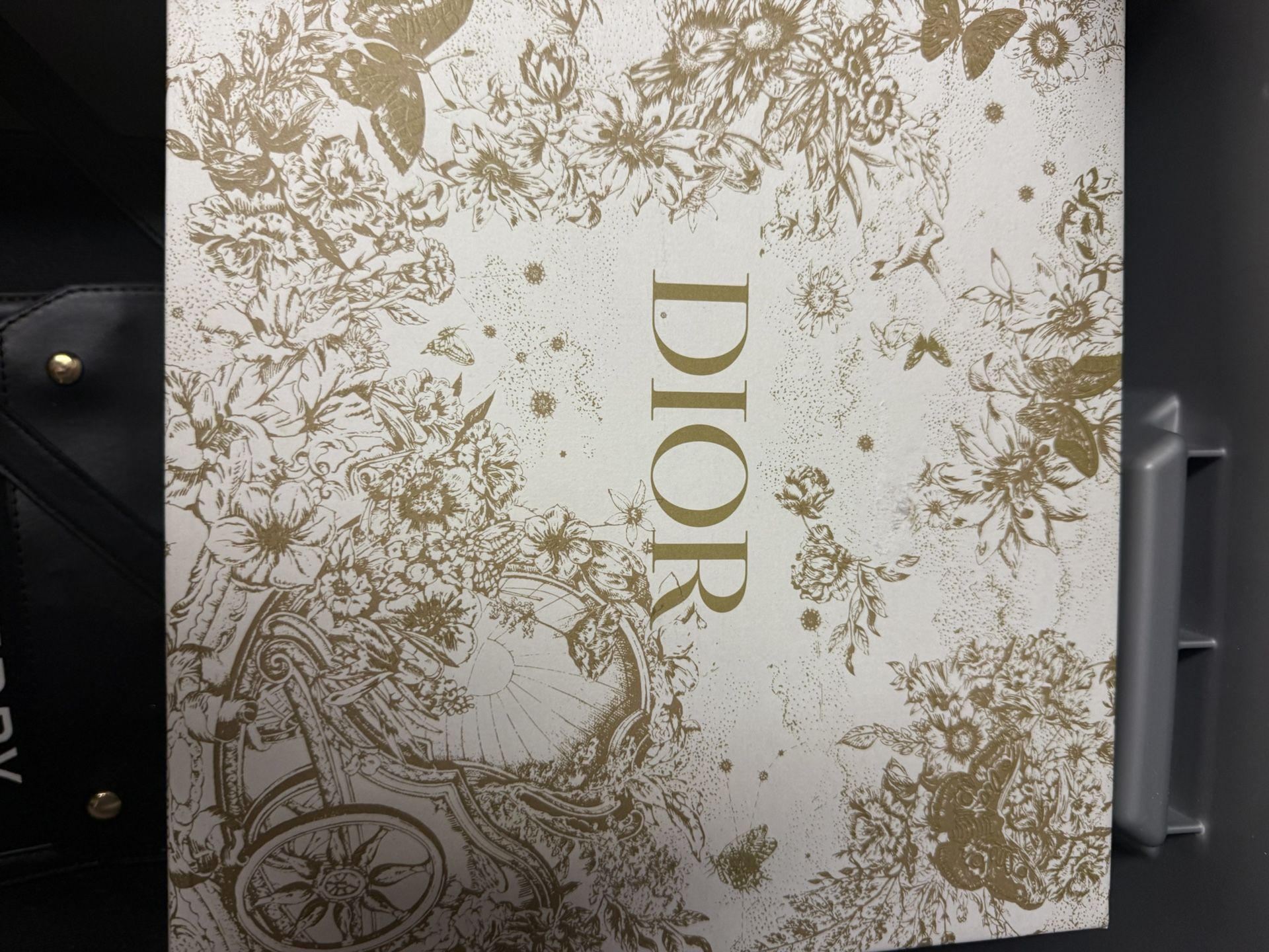 New Hand Bags, Carteras