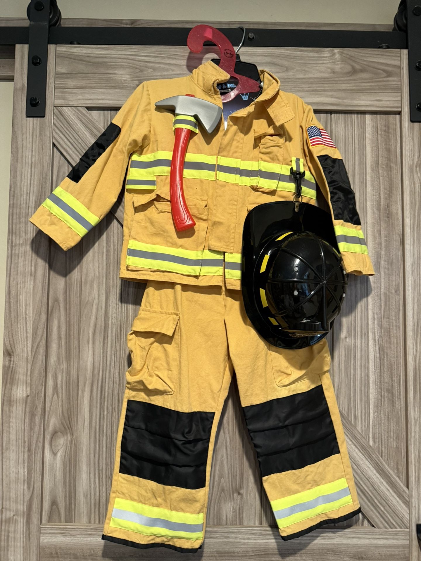Firefighter Kids 5/6 Halloween Costume/ Disfras de Niño de Bombero