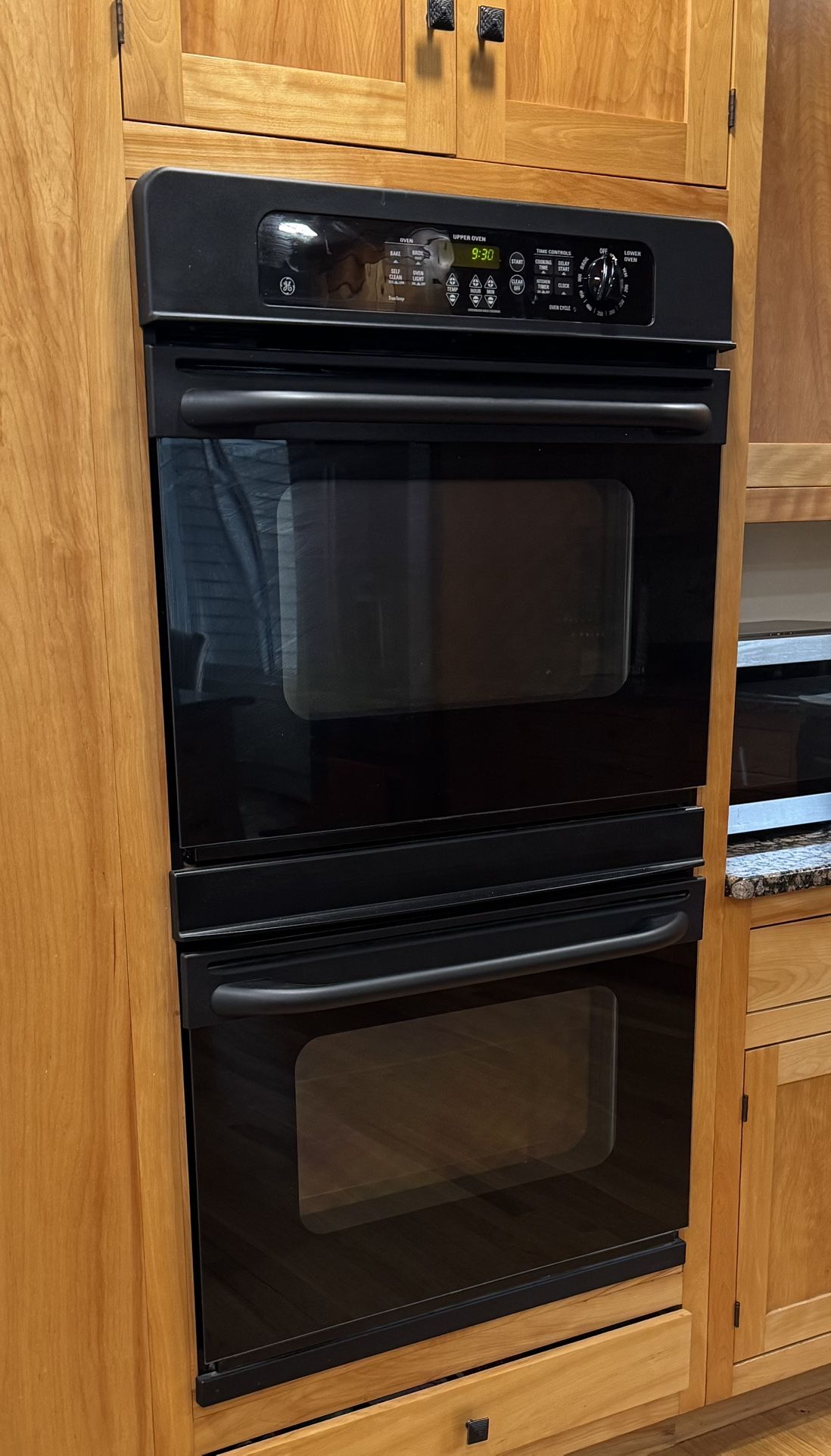 Double Wall Oven - Free