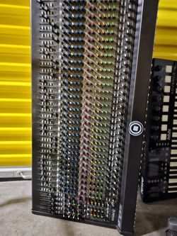 Mackie 32 channel Mixer