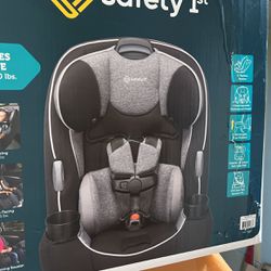 All-in- One Convertible Car Seat 