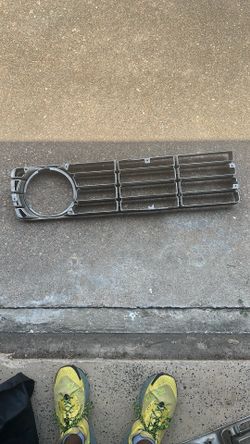 1975 Ford F250 Grill