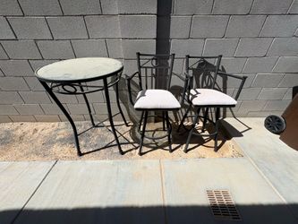 Glass bar table with 2 Chairs