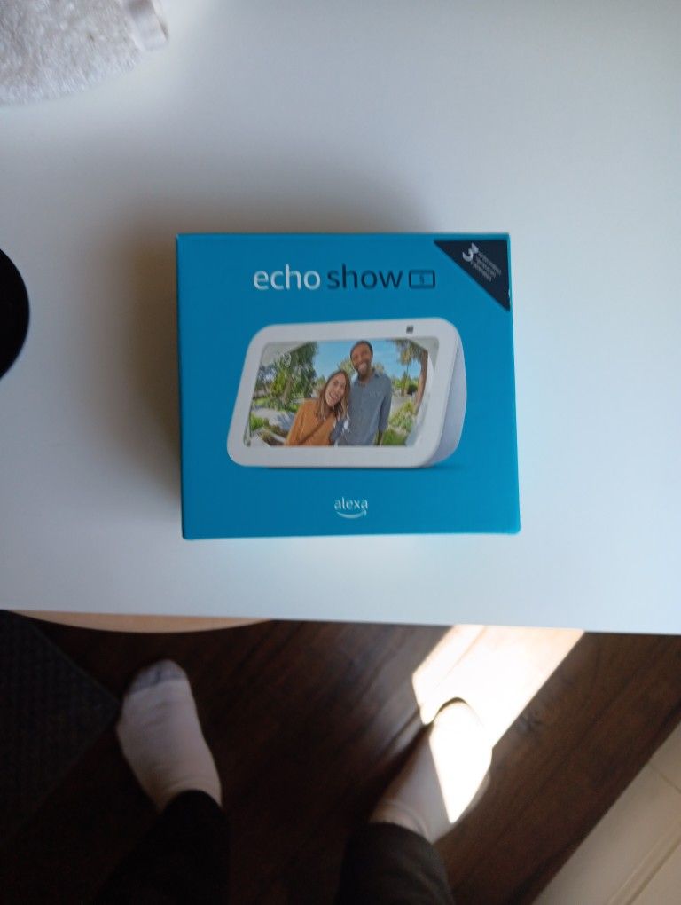 Echo Show 5 3rd Generation Brand New