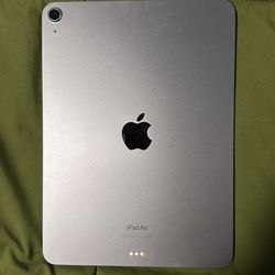 iPad Air (5th Gen) Purple 