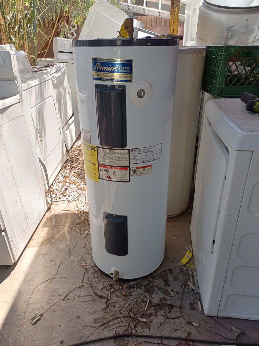 Premier Plus Energy Epicene Water Heater 40 Gallon