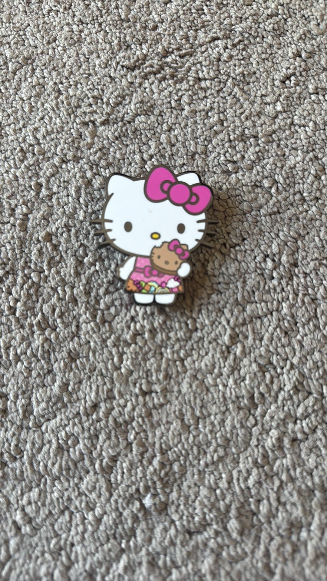 Hello Kitty Cafe Pin