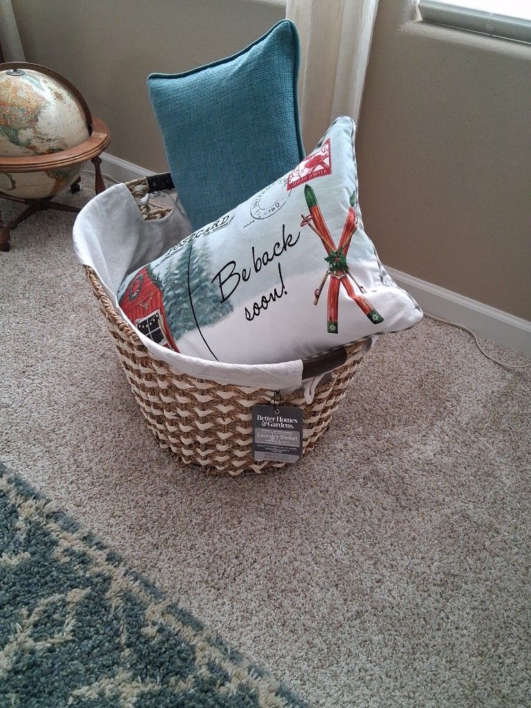 Beautiful NEW Large Basket! Multi Purpose