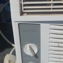 Window air conditioner