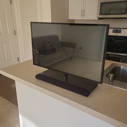 HP Envy 4K Touchscreen All-In-One