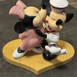 Disney Cruise Line Mickey & Minnie Shipmates Figure Statue