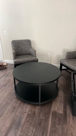 Accent chairs