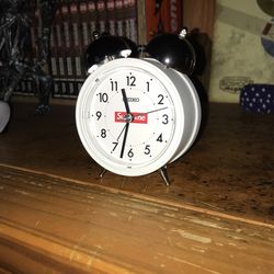 Supreme®/Seiko Alarm Clock Spring/Summer 2025 Preview – Supreme