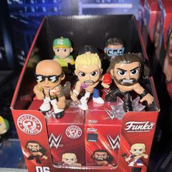 Funko - WWE Mini Set - Roman / Cody / Rhea / Jey 