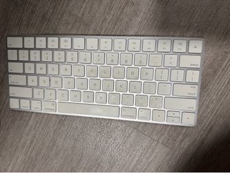 Apple keyboard