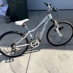 Specialized Bike Bycycle Hotrock