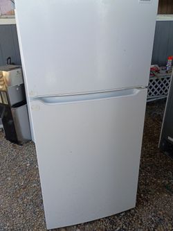 For sale refrigerator Frigidaire