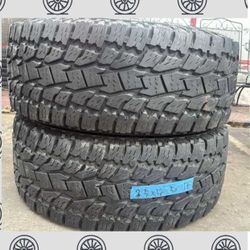35 X 12.50 R17 Toyo Open Country Set of 2 Used Very Clean Condition