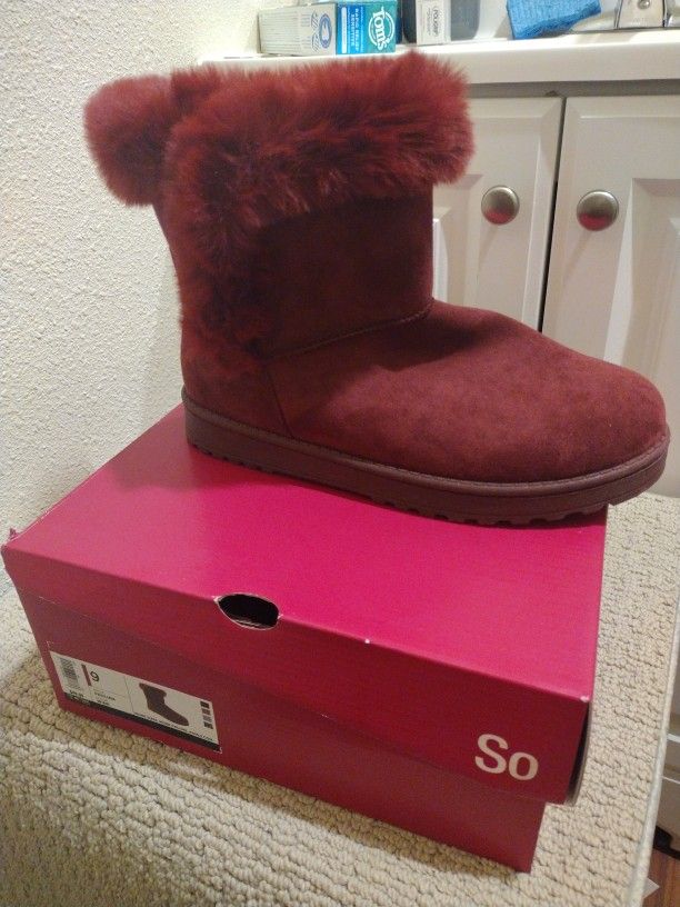 So Women's Wine Faux Fur Boots Size 9 