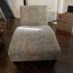 Leopard Lounge Chair 