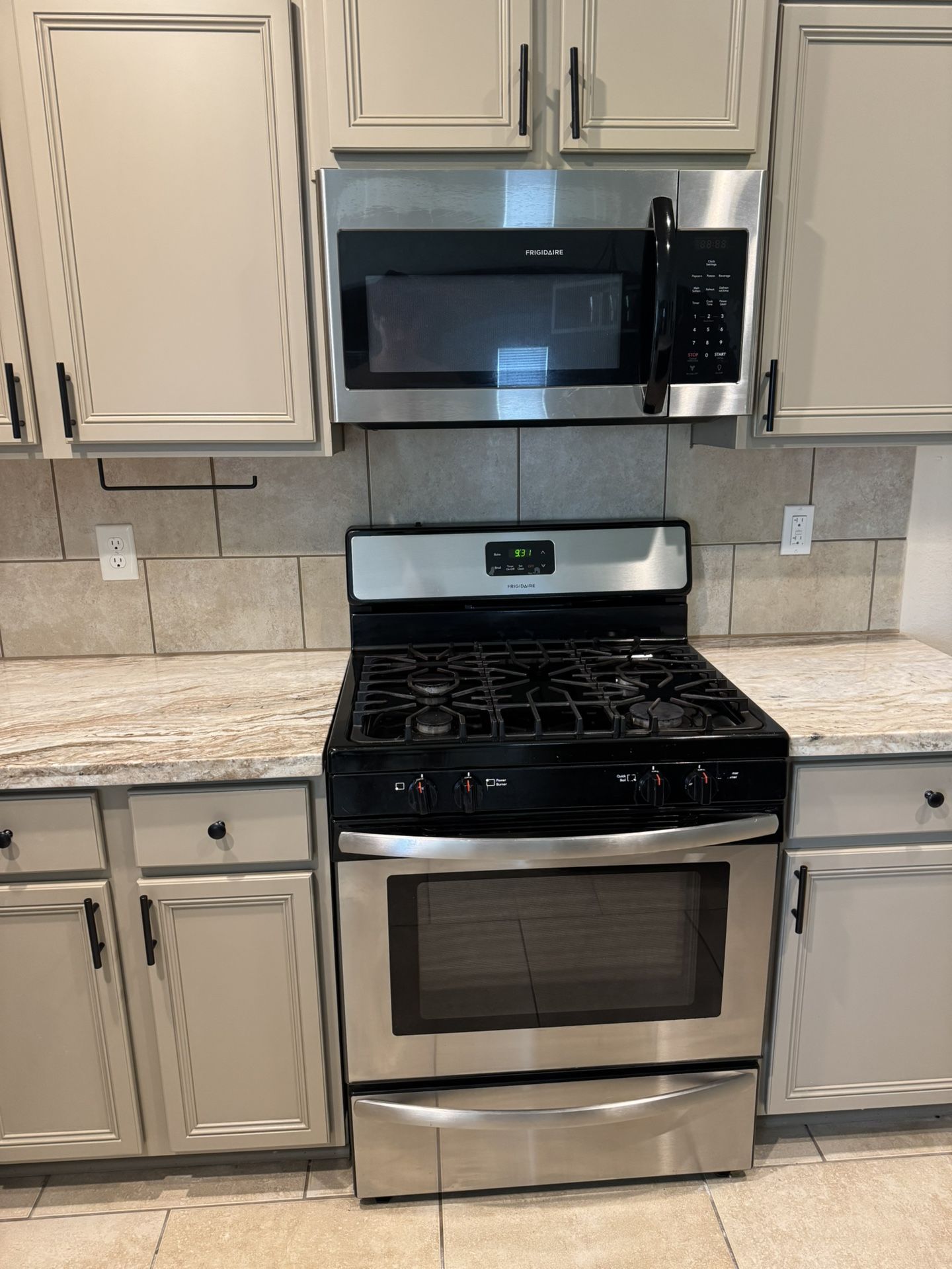 Frigidaire Kitchen Appliances