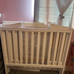 Crib With Mattress 