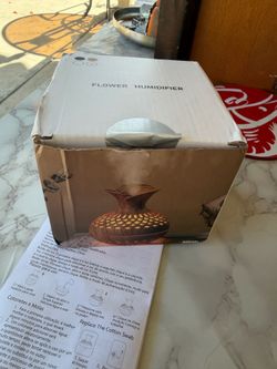 Flower humidifier