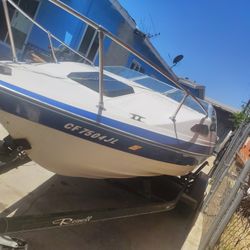 1987 Bayliner Boat Read Description 