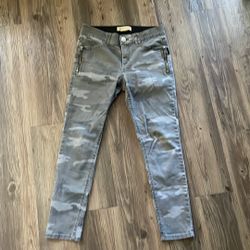 Democracy Camo skinny Size 6