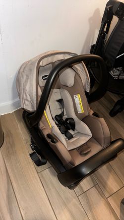 Evenflo Pivot Modular Travel System with LiteMax Infant Car Seat – Brown/black