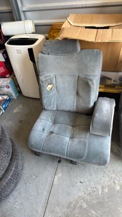 Gbody Slit Bench Seat