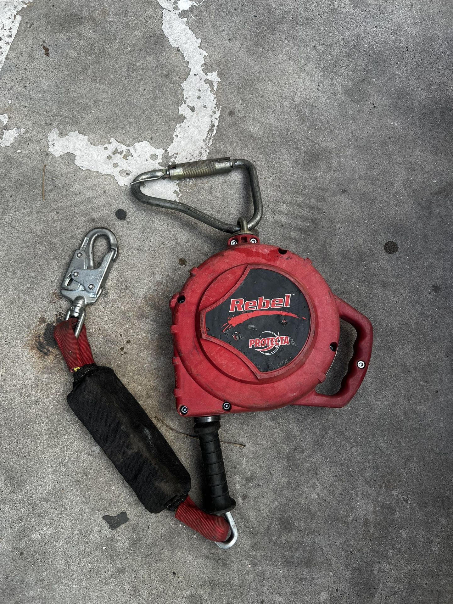 3M Rebel Retractable