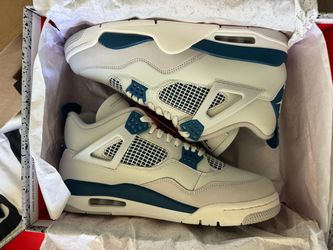 Jordan 4 Retro Military Blue (2024)