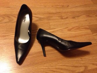 Black heels, size 7