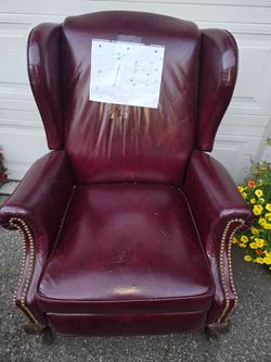 Caption Chair