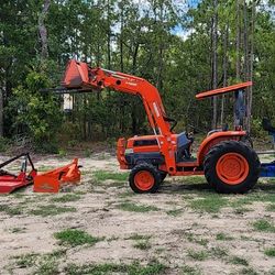 Kubota Tractor 4wd 