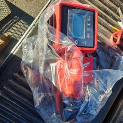 Milwaukee M18 Inflator 